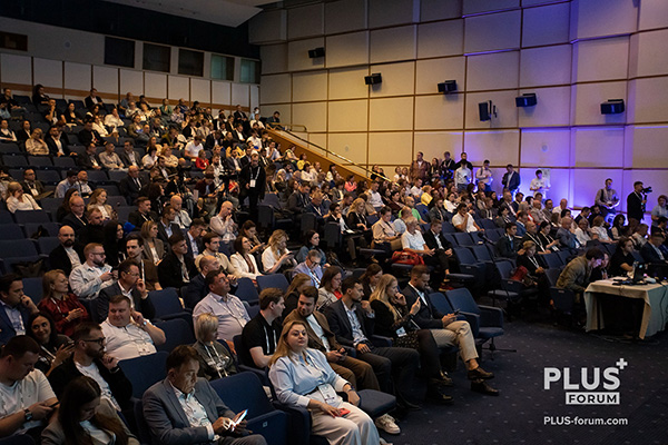PLUS Forum 2025 · 6