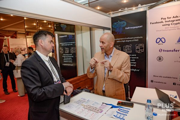 PLUS Forum 2023 · 16
